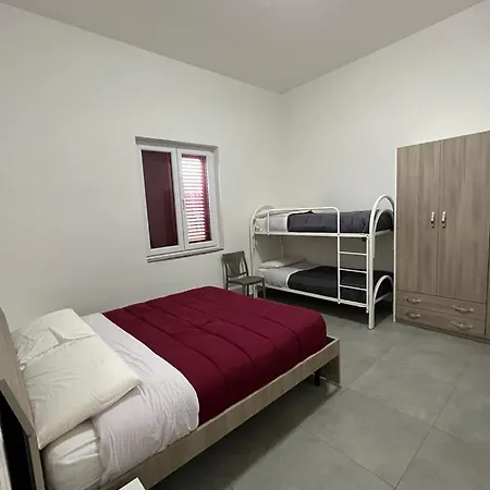 Falco 2 Apartment *